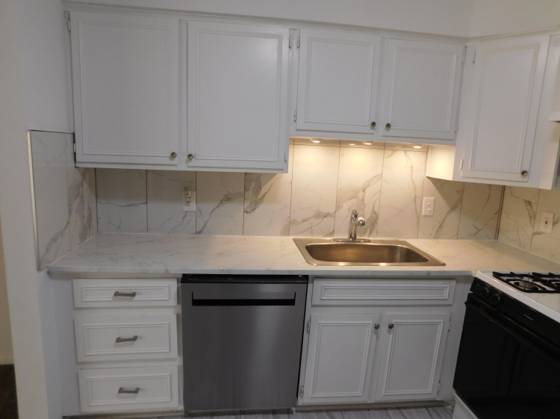 490 N Fox Hills Drive #1, Bloomfield Hills, MI 48304 photo 4