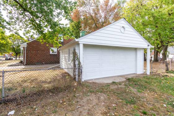 20569 Biltmore Street, Detroit, MI 48235 photo 2