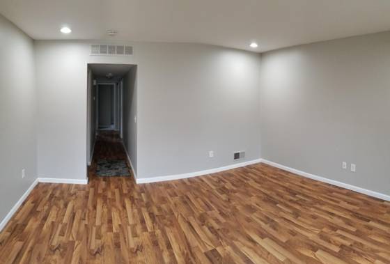 100 W Harwood Avenue, Madison Heights, MI 48071 photo 4