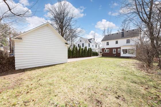 1517 Morton Avenue, Ann Arbor, MI 48104 photo 2