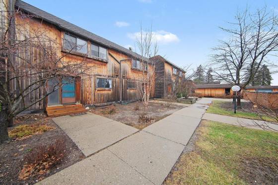 2157 Pauline Court, Ann Arbor, MI 48103 photo 2