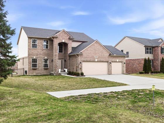 49485 Fairchild Road, Macomb, MI 48042 photo 3