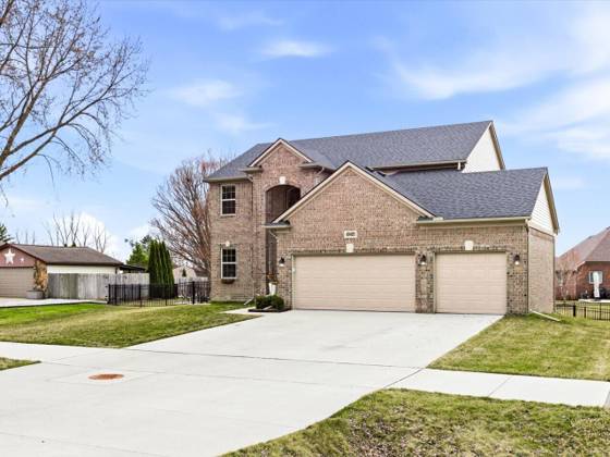 49485 Fairchild Road, Macomb, MI 48042 photo 4