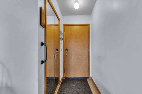 9644 Sawgrass Court, Van Buren Twp, MI 48111 photo 3