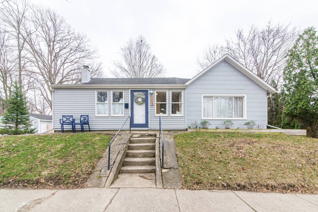 553 W Middle Street, Chelsea, MI 48118