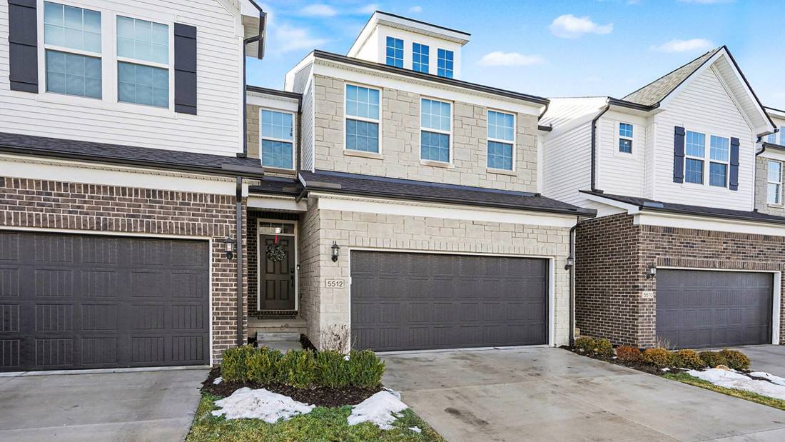 5512 E Spaniel Drive, Ann Arbor, MI 48108