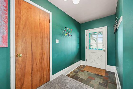 240 N Clubview Drive, Ypsilanti, MI 48197 photo 2