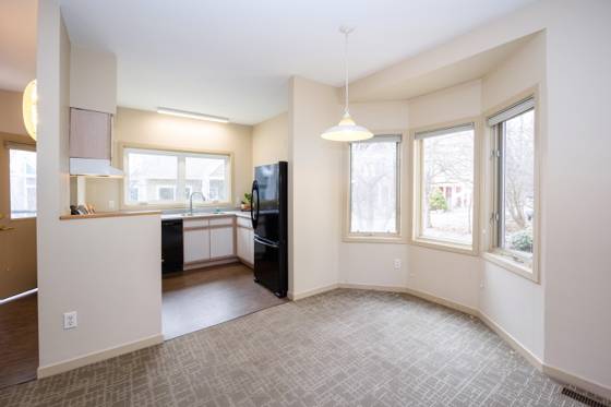 424 Little Lake Drive #26, Ann Arbor, MI 48103 photo 2