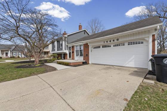 14446 Gary Lane, Livonia, MI 48154 photo 3