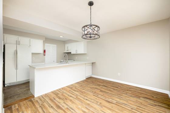 893 Cliffs #307 A, Ypsilanti, MI 48198 photo 4