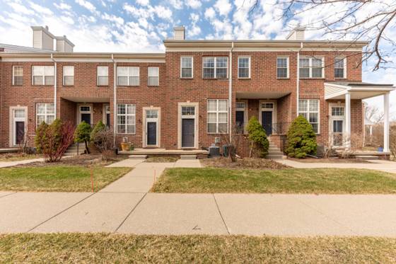 1867 Lindsay Lane, Ann Arbor, MI 48104 photo 3
