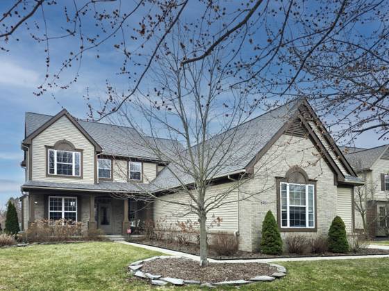8401 Hummingbird Drive, Commerce Twp, MI 48382 photo 2