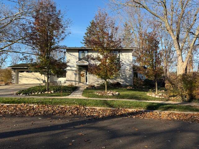 2235 Runnymede Boulevard, Ann Arbor, MI