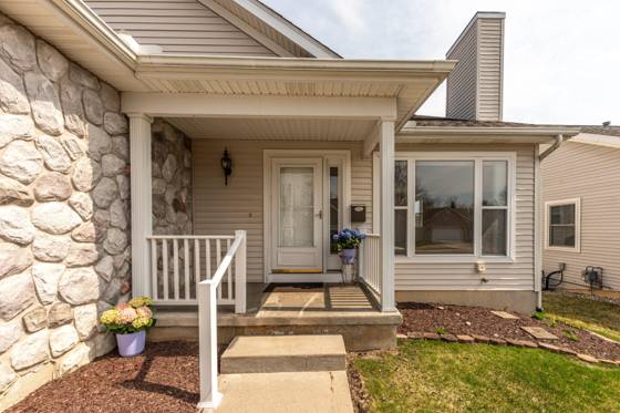 3923 Bridle Pass, Ann Arbor, MI 48108 photo 3