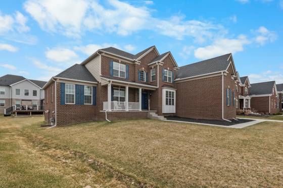 51083 Meadowlands Lane, Canton, MI 48188 photo 4
