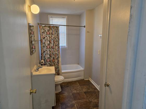 22006 N Chrysler Drive #4, Hazel Park, MI 48030 photo 3