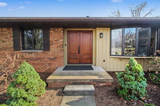 8409 Crestshire Drive, Ypsilanti, MI 48197 photo 3