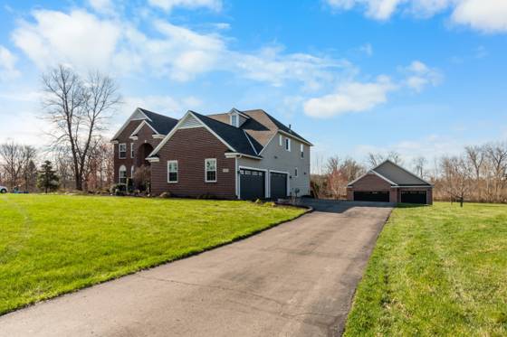 6801 N Meadows Way, Dexter, MI 48130 photo 2