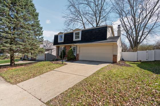 2431 Roanoke Drive, Ypsilanti, MI 48197 photo 2