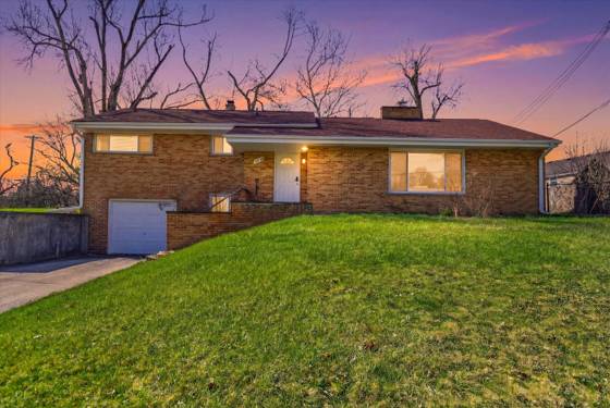 2220 E Stadium Boulevard, Ann Arbor, MI 48104 photo 3