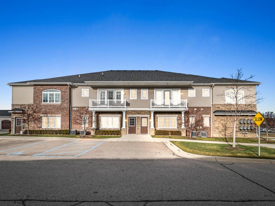5508 Arbor Chase Drive, Ann Arbor, MI 48103