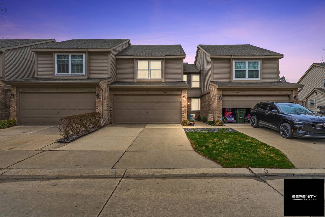 43811 Coachmaker Drive #48, Sterling Heights, MI 48313