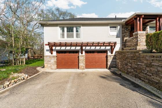 9960 Florence Street, Pinckney, MI 48169 photo 4