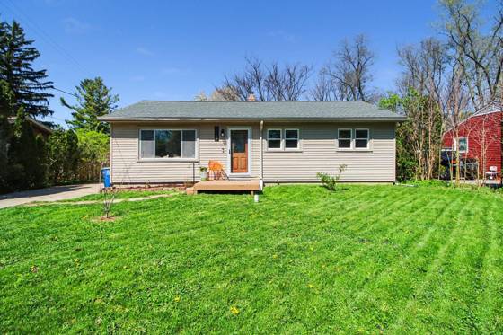 3159 Edgewood Drive, Ann Arbor, MI 48104 photo 2