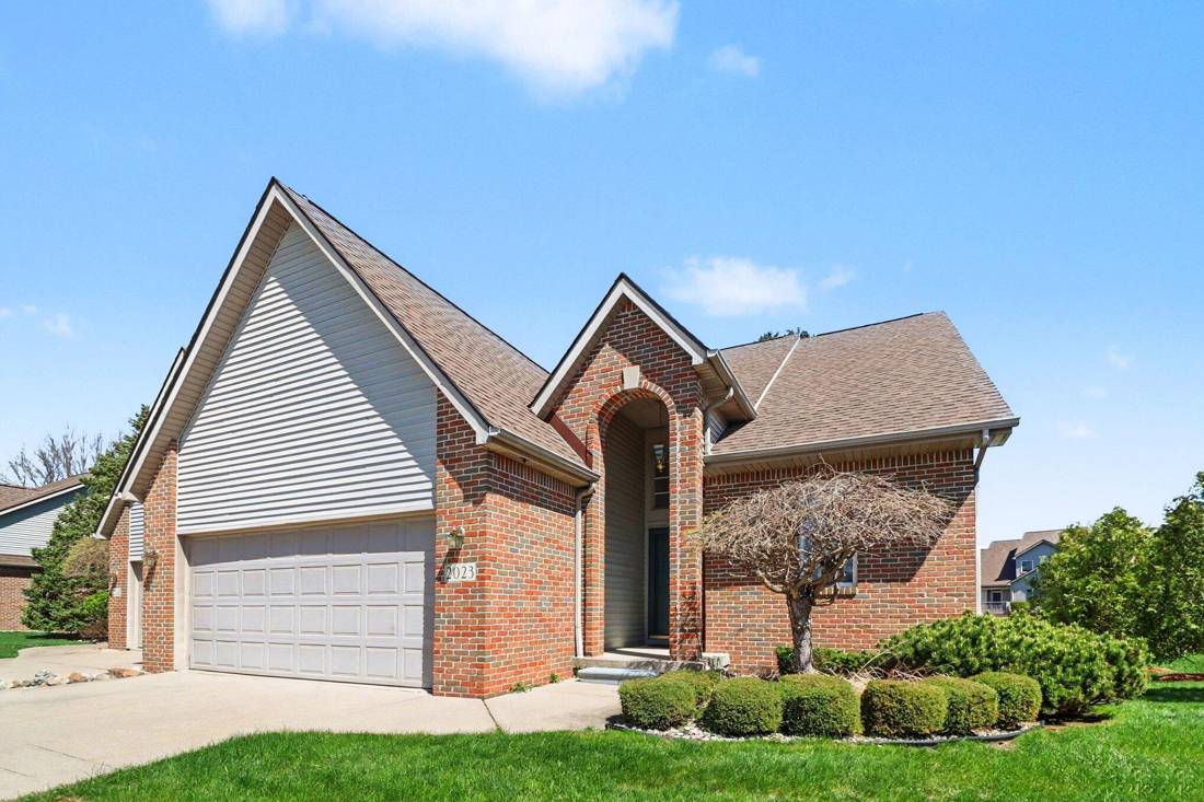 2023 Golfcrest Drive #5, Davison, MI 48423