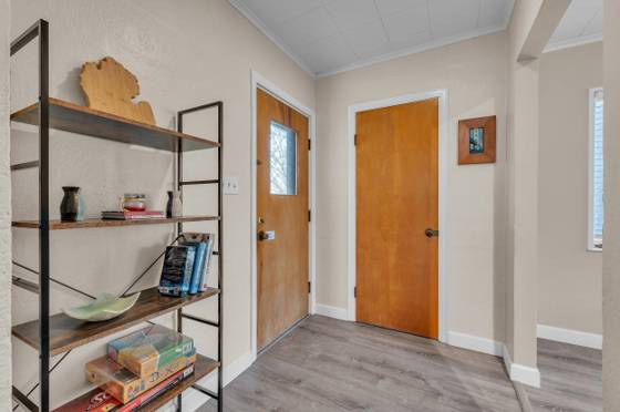803 Barton Drive, Ann Arbor, MI 48105 photo 5
