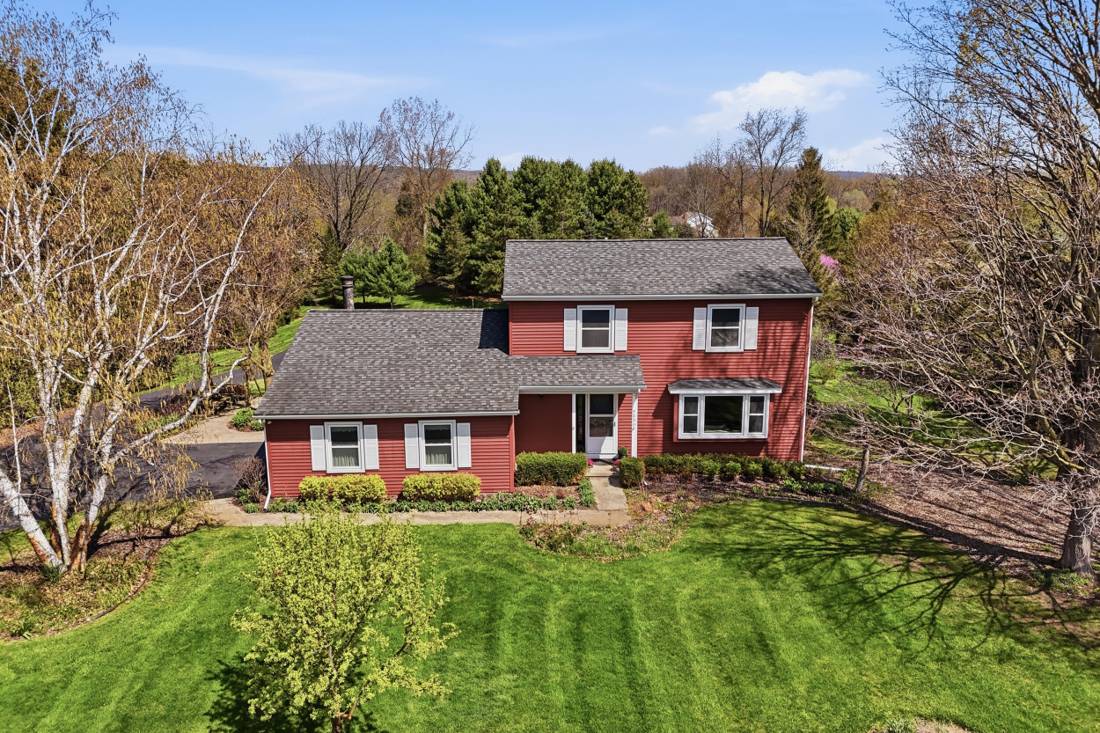 9556 Horseshoe Bend, Dexter, MI 48130