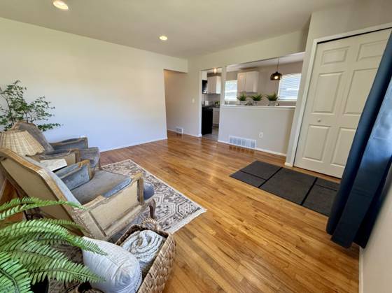 6924 Belton Street, Garden City, MI 48135 photo 4