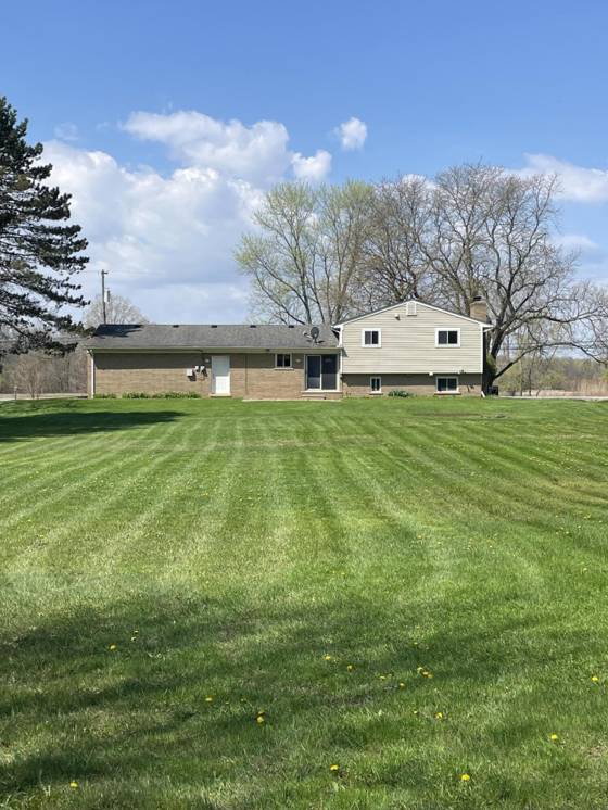 60000 Romeo Plank Road, Ray, MI 48096 photo 2