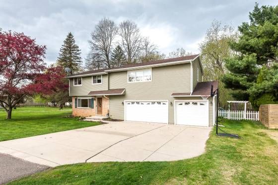 3190 Central, Milford, MI 48380 photo 2