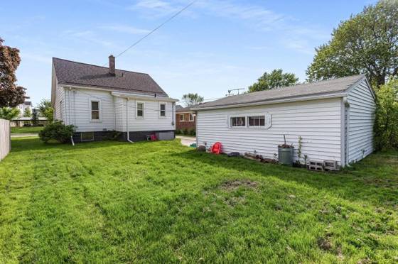22713 Lanse Street, Saint Clair Shores, MI 48081 photo 4