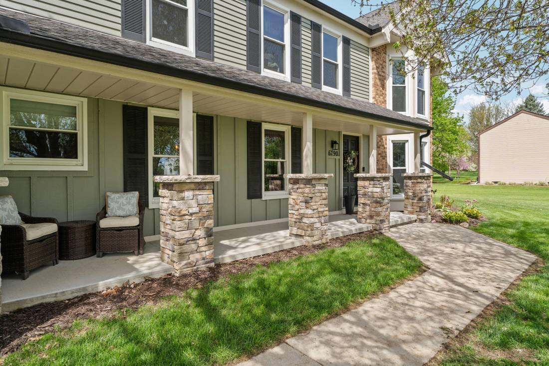 6790 Heatheridge Drive, Saline, MI 48176
