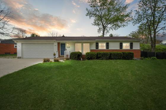 385 Hollywood Drive, Saline, MI 48176 photo 4