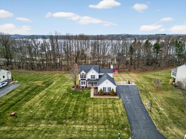 7233 N Lake Orchard Drive, Chelsea, MI