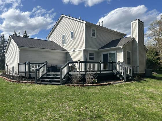 1360 Pond View Court, Wixom, MI 48393 photo 5