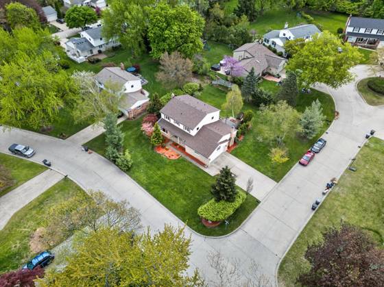 42231 Ladywood Drive, Northville, MI 48168 photo 2
