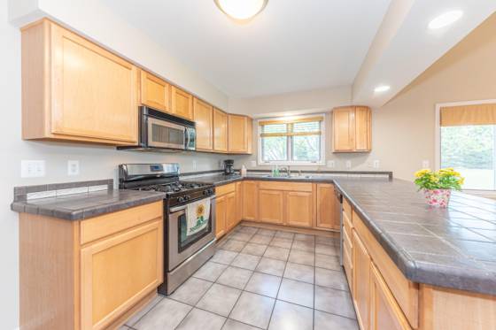 430 Cottonwood Lane #6, Saline, MI 48176 photo 2