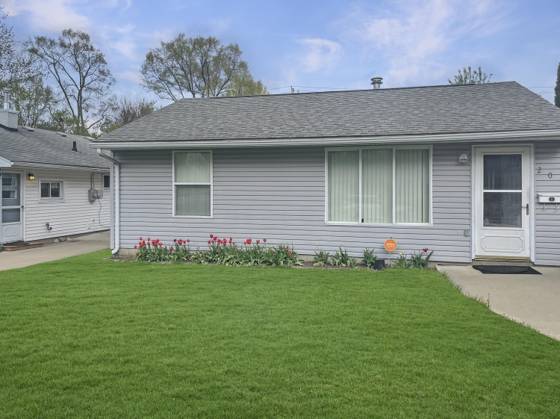 204 W Ypsilanti Avenue, Pontiac, MI 48340 photo 2
