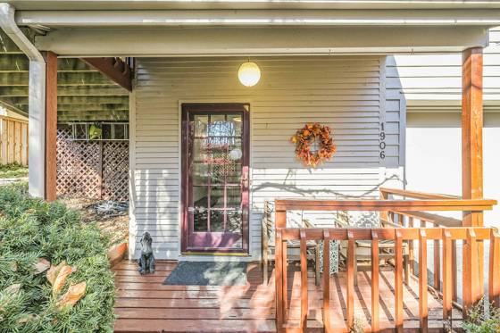 1906 Old Orchard Court, Ann Arbor, MI 48103 photo 2