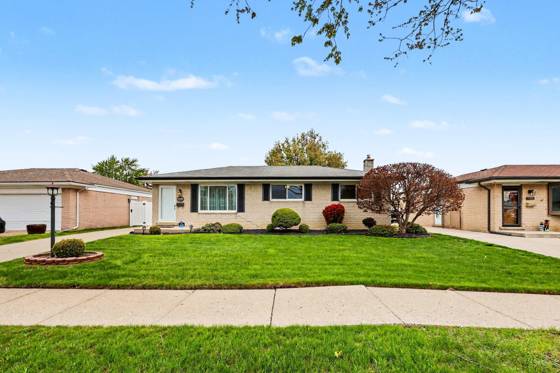 15569 Alsip Street, Roseville, MI 48066 photo 2