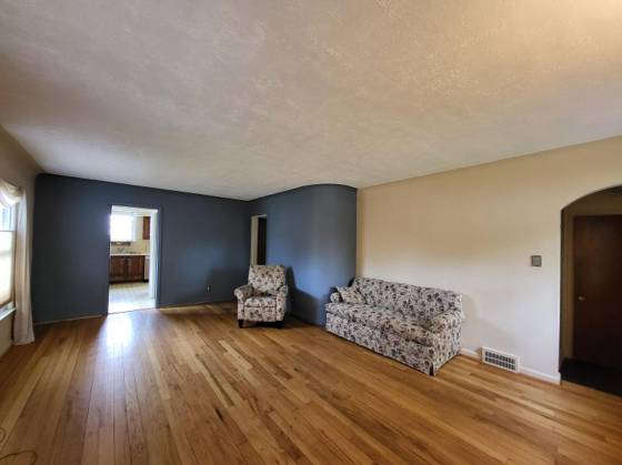 8969 Ruth Avenue, Allen Park, MI 48101 photo 2