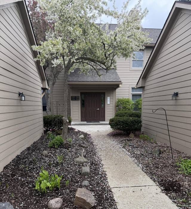 2098 Bent Trail Court, Ann Arbor, MI