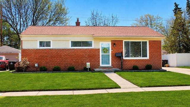 6642 Bison Street, Westland, MI