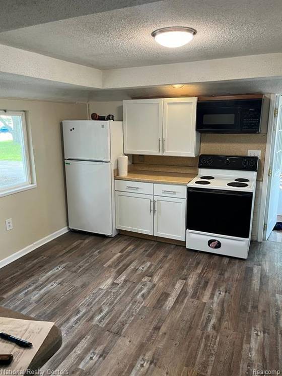 16750 Middlebelt Road, Livonia, MI 48154 photo 3