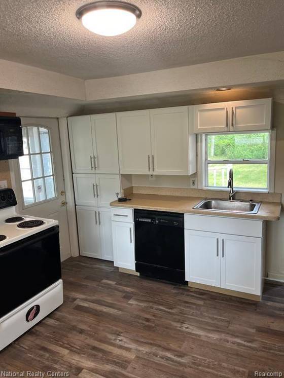16750 Middlebelt Road, Livonia, MI 48154 photo 5