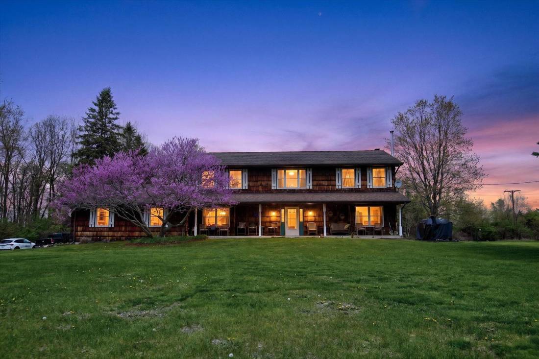 1938 Mayfield Road, Lapeer, MI 48446